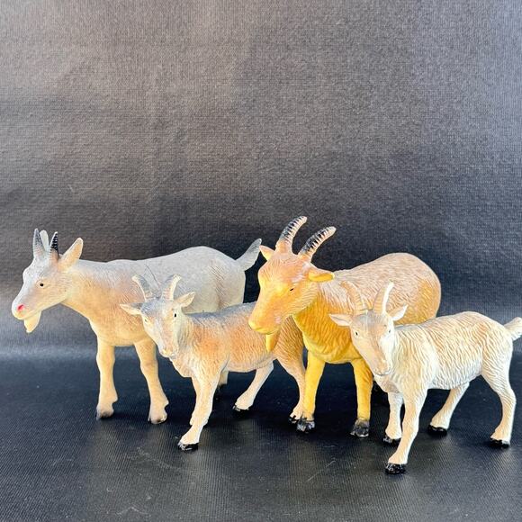 Vintage Toy Goat Figurines Set of 4 Rubber Plastic - Picture 1 of 4